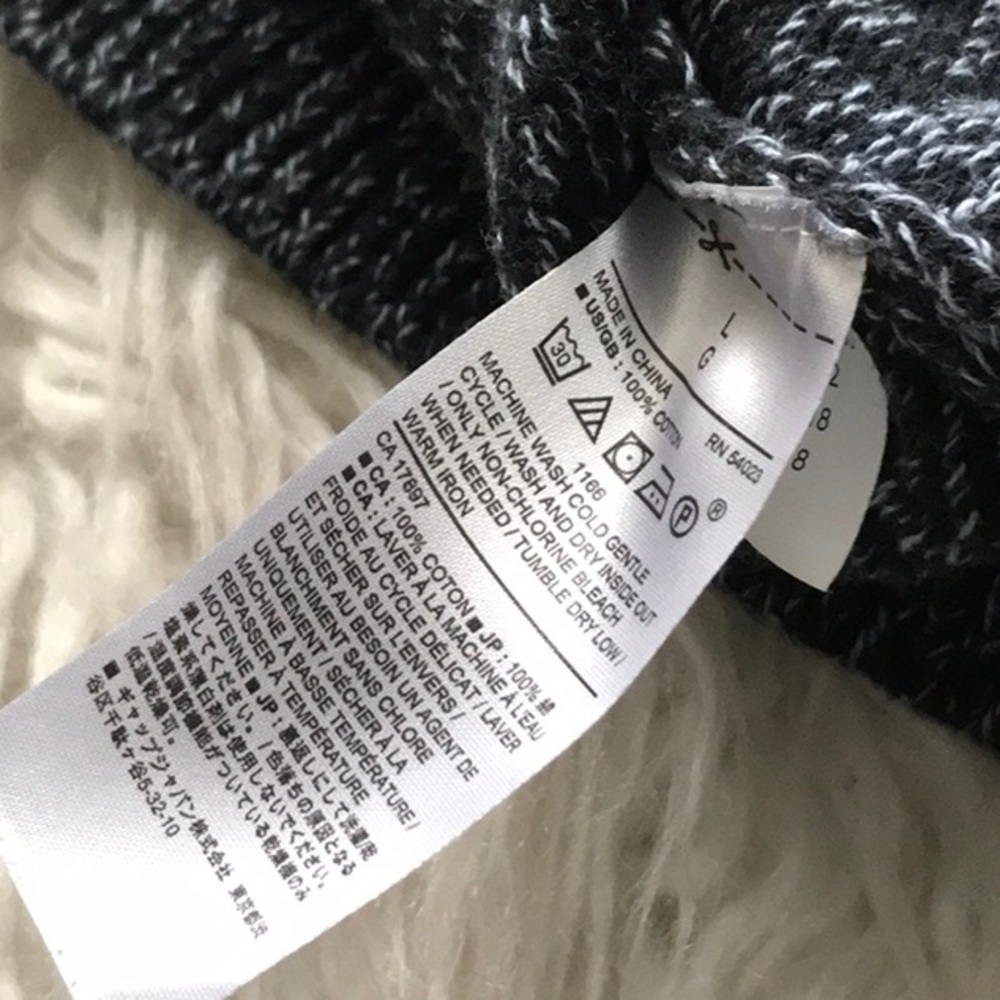 BANANA REPUBLIC BLUE‎ AND NAVY KNIT SWEATER - Picture 9 of 9